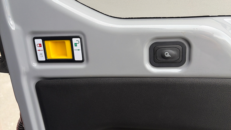 Ford Transit 350 L2 Diesel Fwd 2.0 EcoBlue 130ps H2 Limited Van Auto [8S] [Nav]